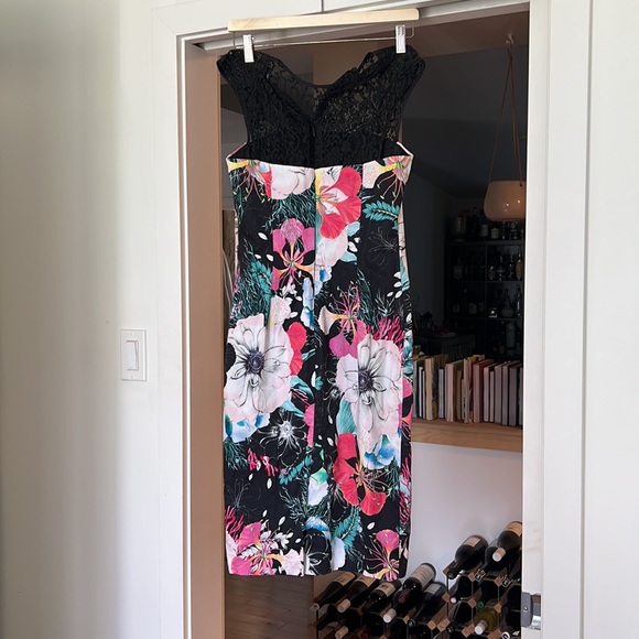 Lace Top Floral Cocktail Dress - Picture 4 of 4